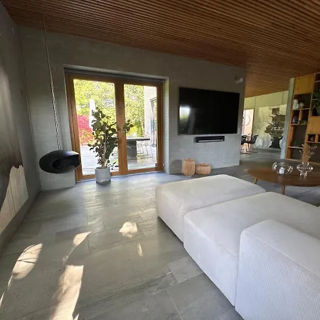 Luxury With Garden Sauna, Near Aarhus Hojbjerg